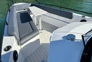 Thumbnail von Axopar 28 T Top 50 Degrees