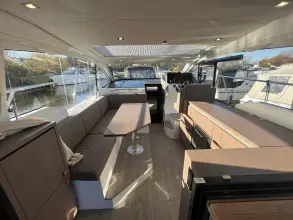 Thumbnail von Sealine C335 Low hours