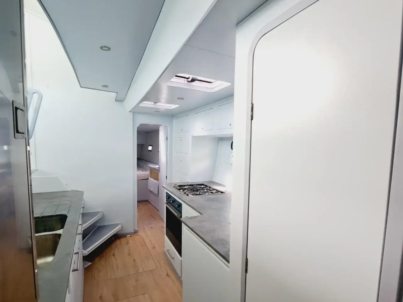 Thumbnail von Lagoon 570 FLAMENCO