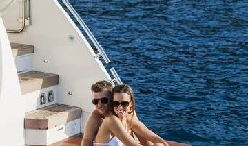 Thumbnail von Smart Yacht Ownership - Own an Absolute 60 Fly from $575,000