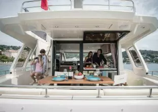 Thumbnail von Greenline 48 Fly