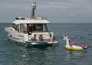 Thumbnail von Greenline 48 Fly