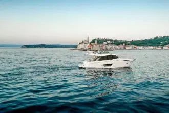 Thumbnail von Greenline 45 Fly