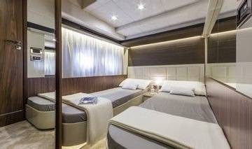 Thumbnail von Smart Yacht Ownership - Own an Absolute 64 Fly from $675,000