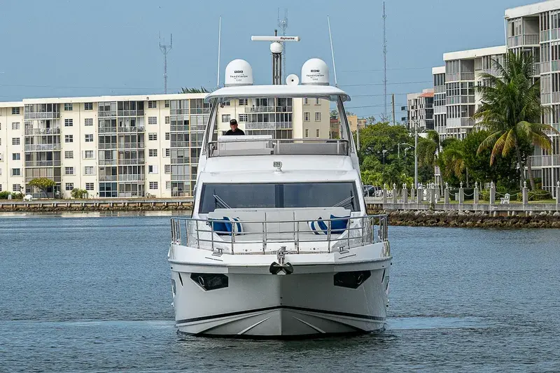 Thumbnail von Azimut 66