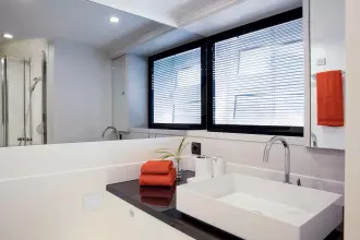 Thumbnail von Van Der Valk 18.3m