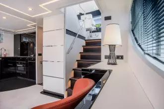 Thumbnail von Van Der Valk 18.3m