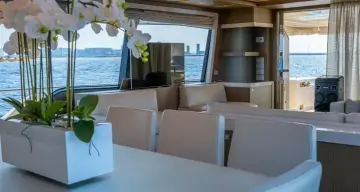Thumbnail von Ferretti Yachts 870