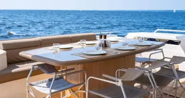 Thumbnail von Ferretti Yachts 870