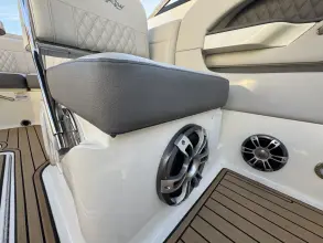 Thumbnail von Sea Ray SLX 250