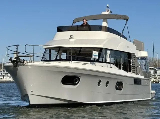 Thumbnail von Beneteau Swift Trawler 48