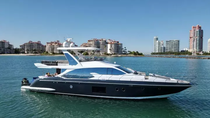 Azimut 66