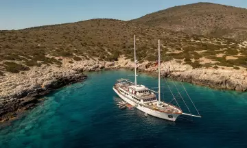 Thumbnail von Custom 157'