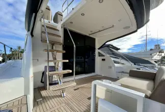 Thumbnail von Fairline Squadron 50