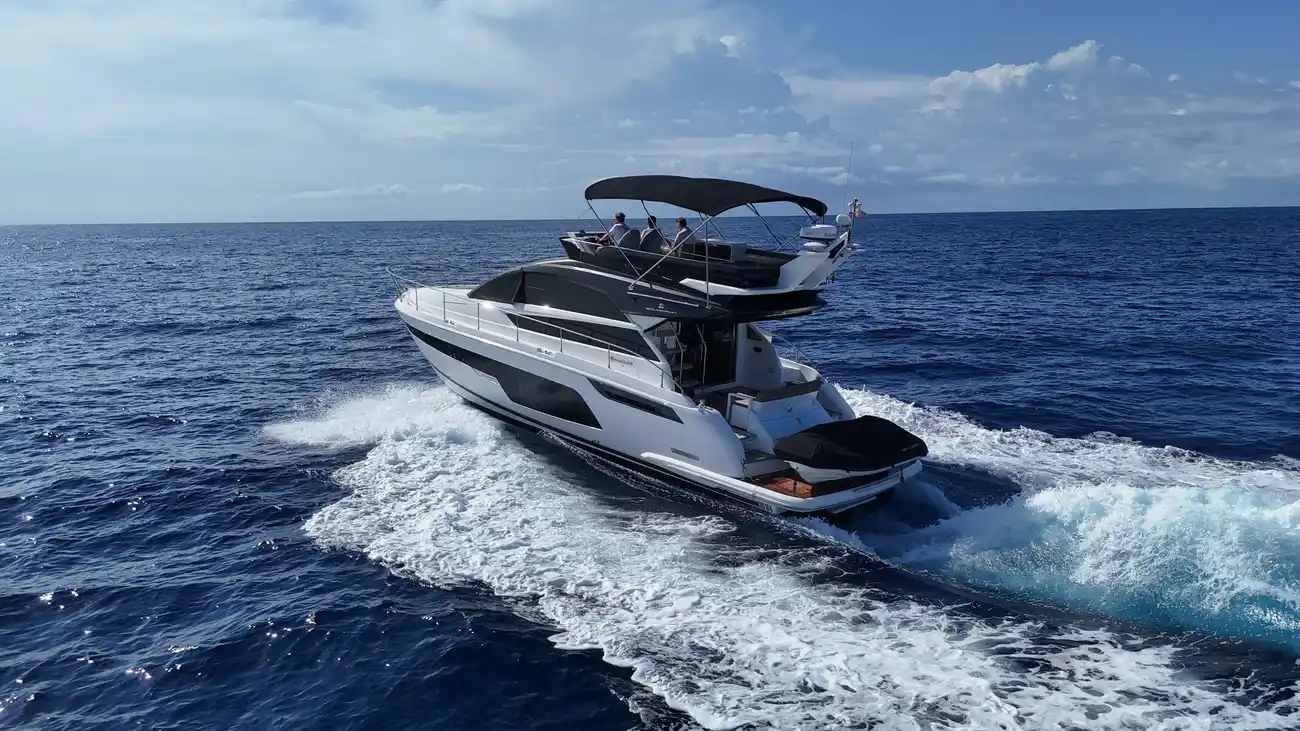 Thumbnail von Fairline Squadron 50