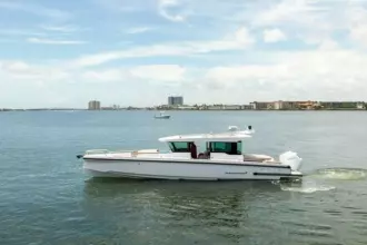 Thumbnail von Axopar 37 XC Cross Cabin