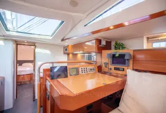 Thumbnail von CNB Bordeaux 60 Sunbird