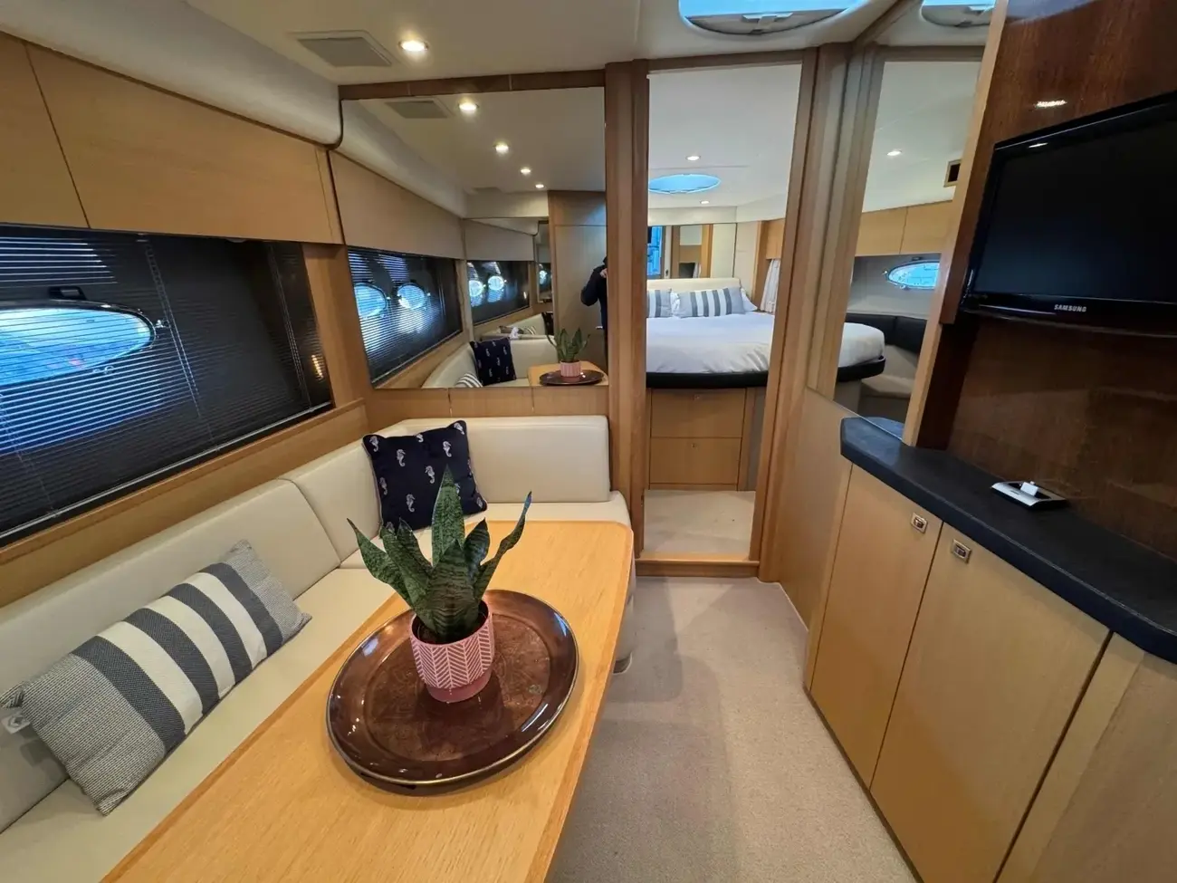 Thumbnail von Princess V42 Amora