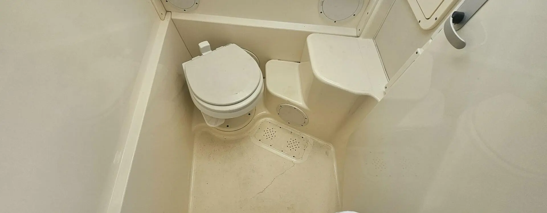 Thumbnail von World Cat 320 EC K DEE