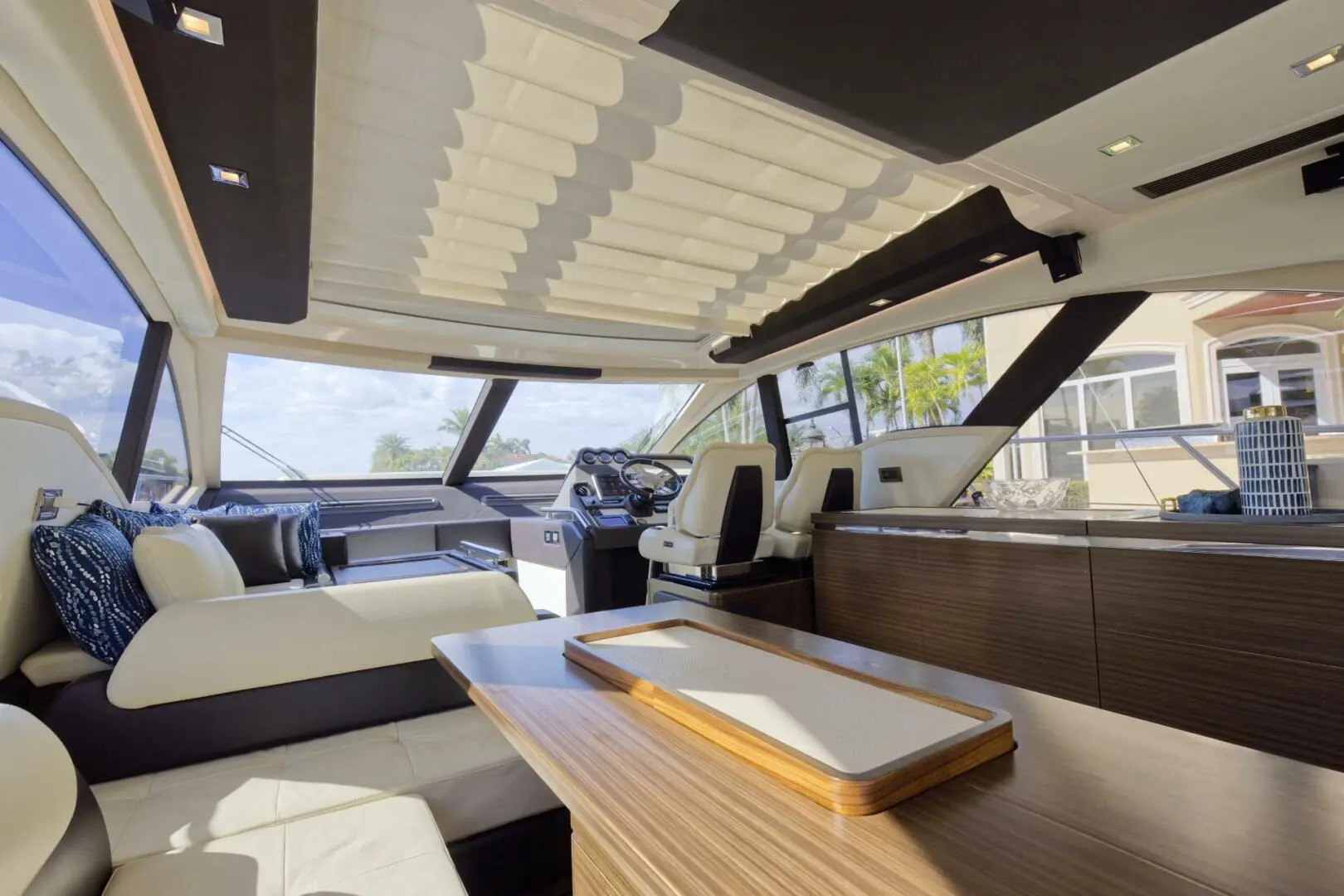 Thumbnail von Azimut 55