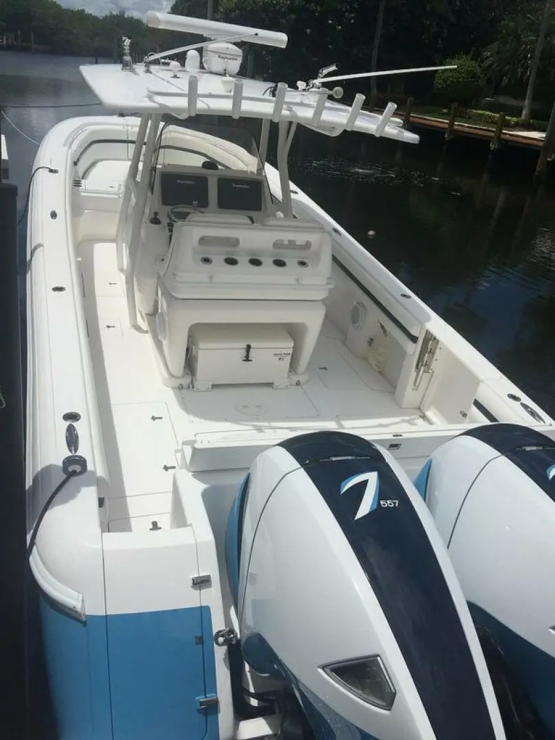 Thumbnail von Intrepid 375 CC