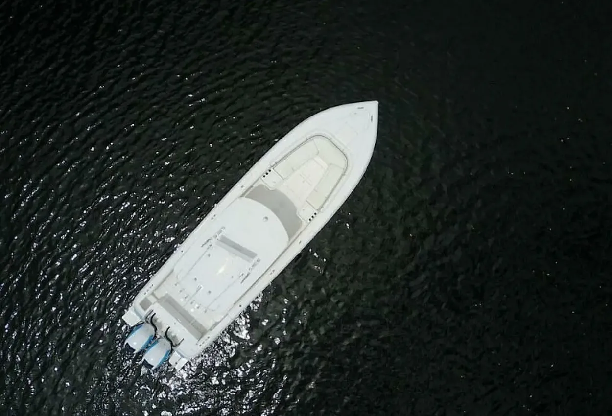 Thumbnail von Intrepid 375 CC