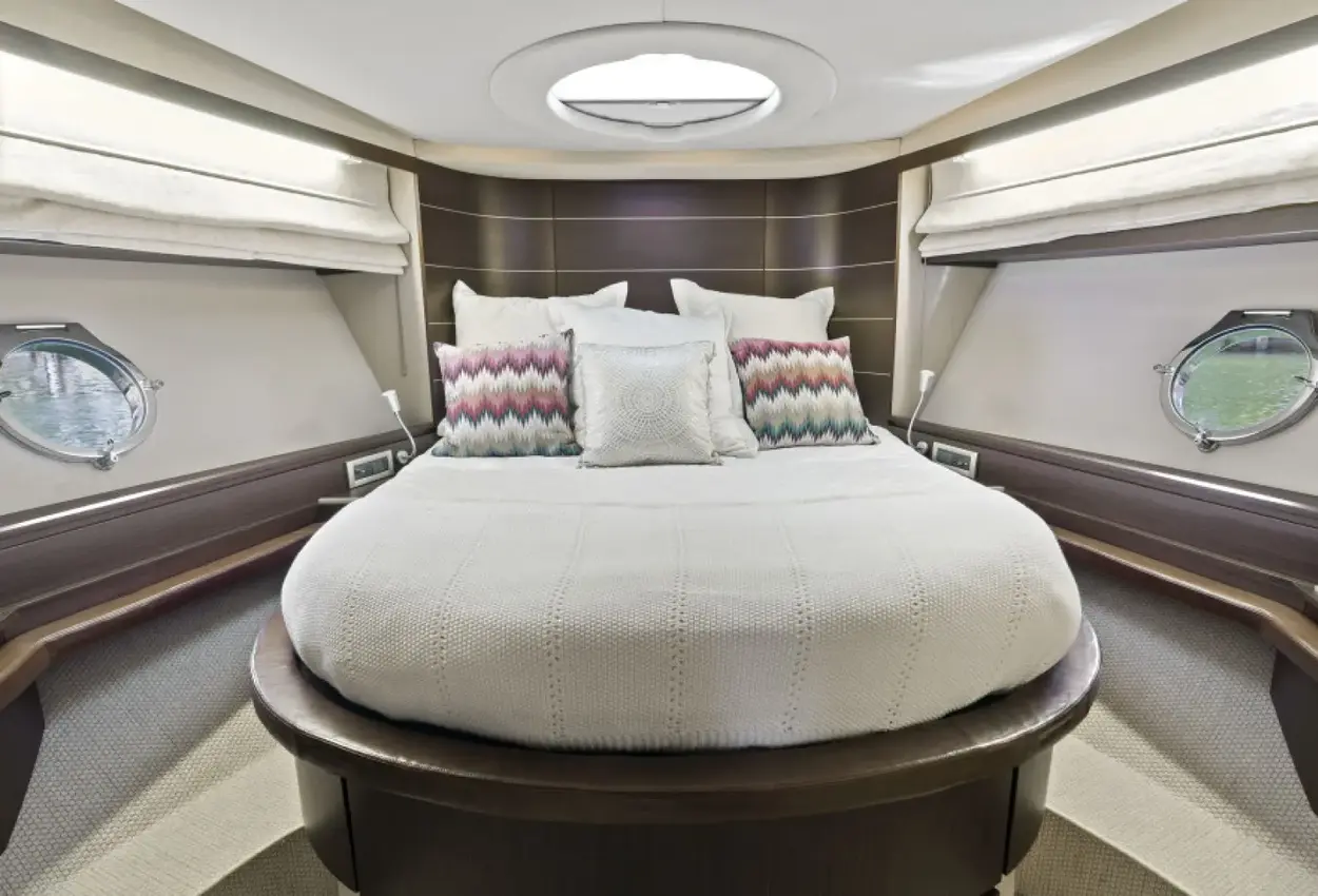 Thumbnail von Azimut 68 Blind Squirrel