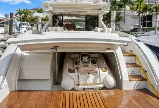 Thumbnail von Azimut 68 Blind Squirrel