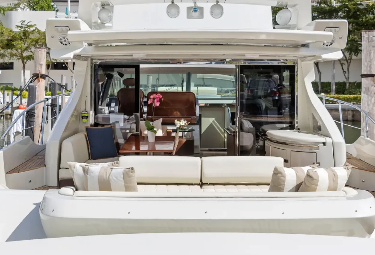 Thumbnail von Azimut 68 Blind Squirrel