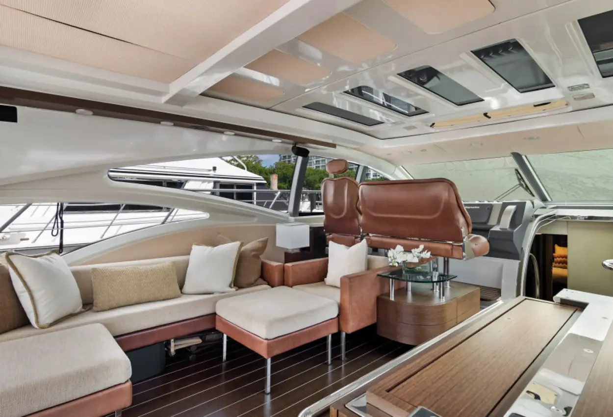 Thumbnail von Azimut 68 Blind Squirrel