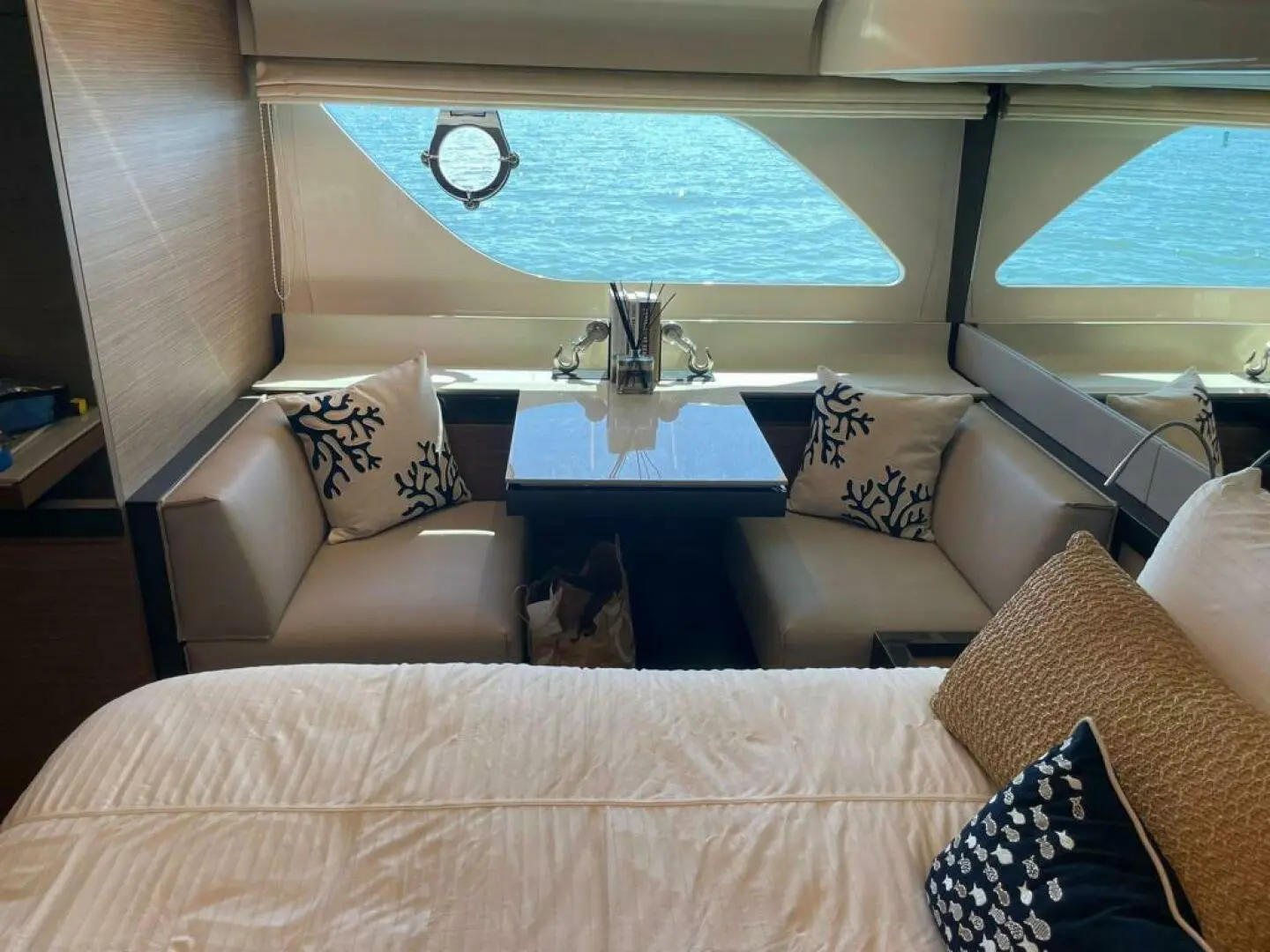 Thumbnail von Ferretti Yachts 550