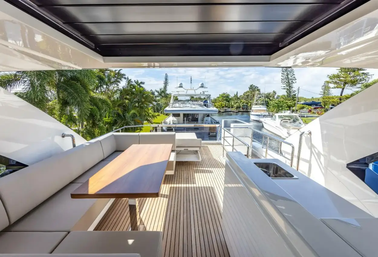 Thumbnail von Astondoa 66 Flybridge