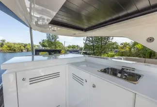 Thumbnail von Astondoa 66 Flybridge