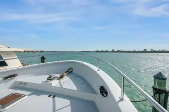 Thumbnail von Northern Marine 5700 Expedition Raven