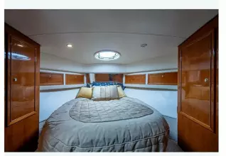 Thumbnail von Riviera 42 Flybridge