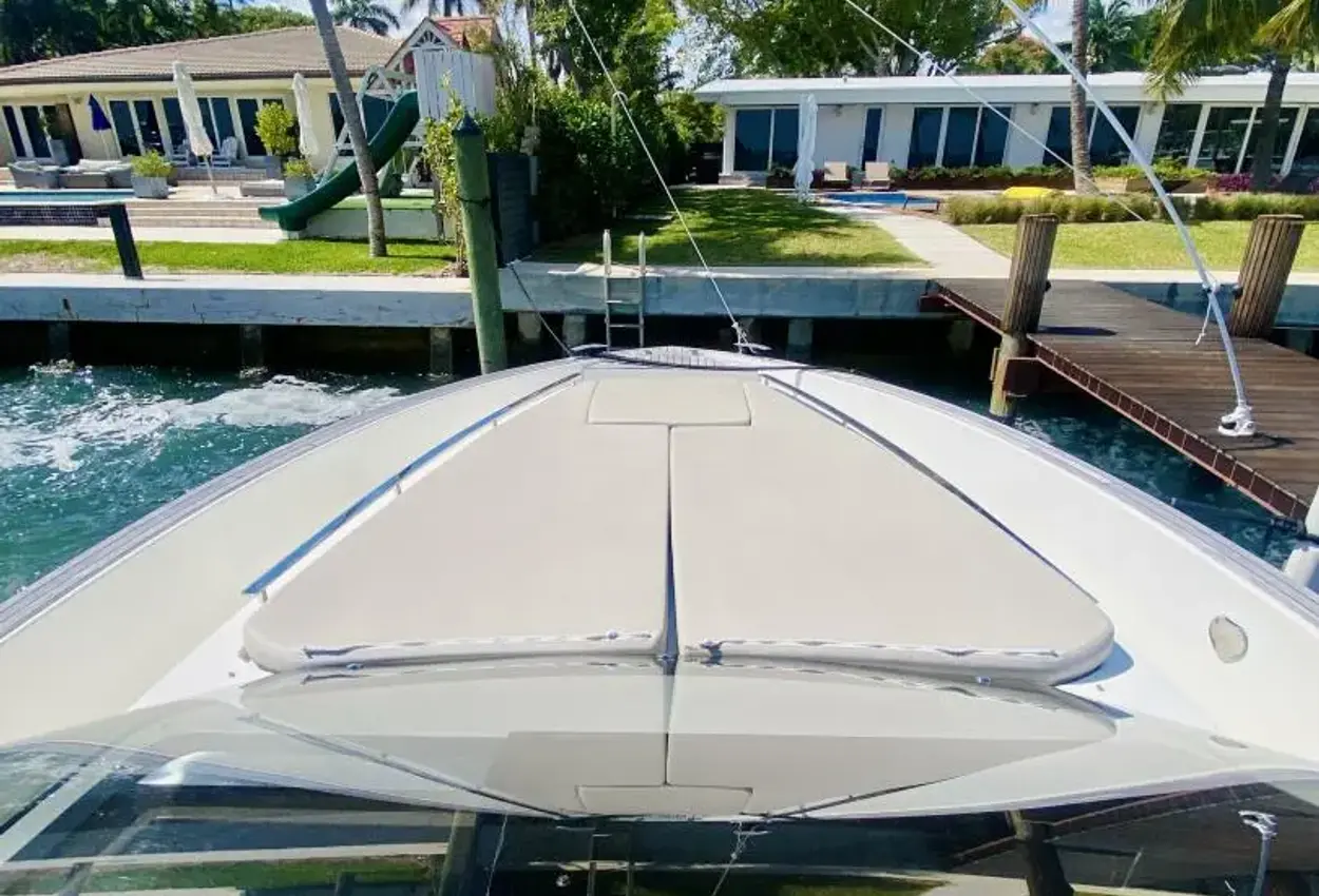 Thumbnail von Astondoa 377 Coupe