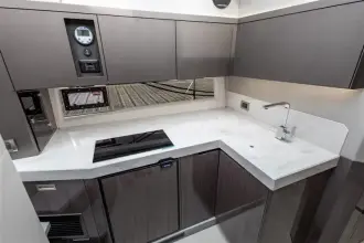 Thumbnail von Galeon 425 HTS