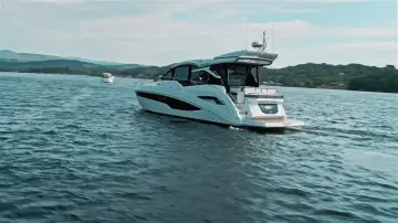 Thumbnail von Galeon 425 HTS