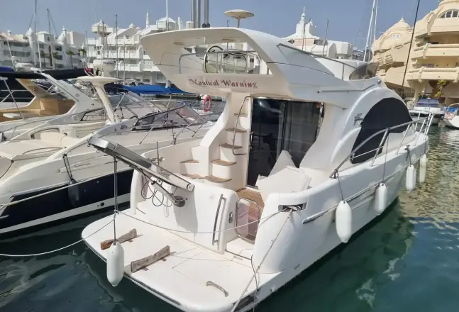 Azimut 39