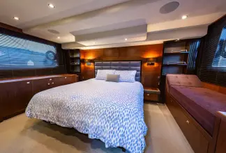 Thumbnail von Princess 64 Flybridge Annie M