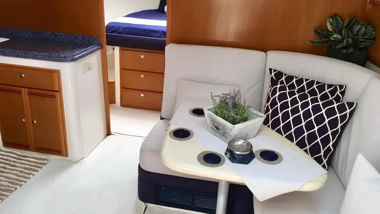 Thumbnail von Cabo 40 Express 1642