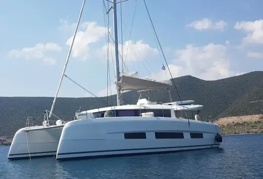 Dufour Catamaran 48 1606