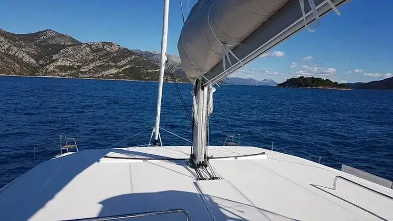 Thumbnail von Dufour Catamaran 48 1606