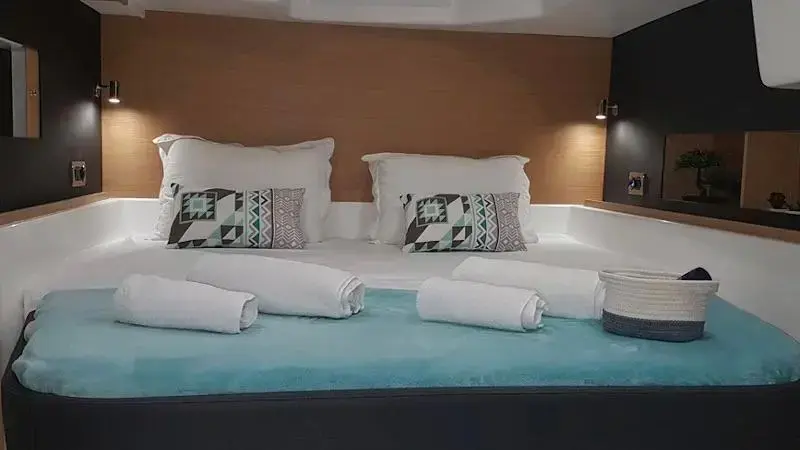 Thumbnail von Dufour Catamaran 48 1606