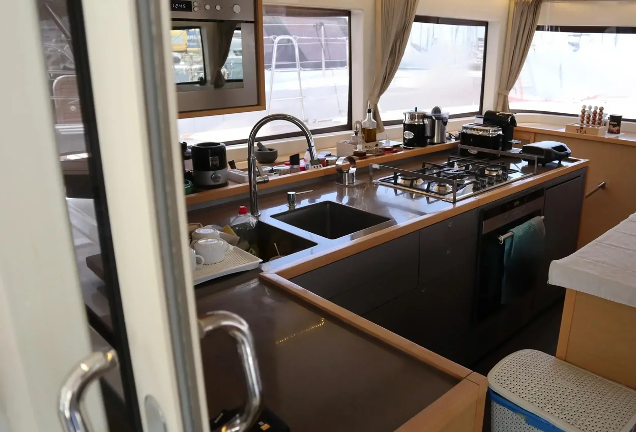 Thumbnail von Lagoon 560 1562