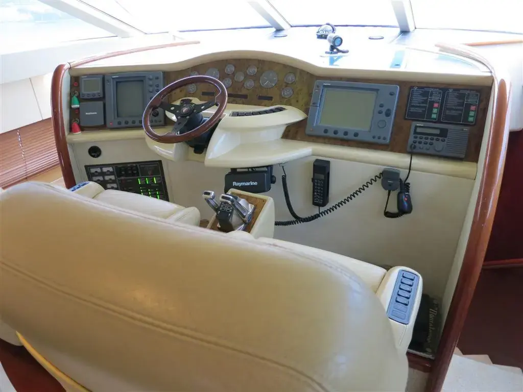 Thumbnail von Fairline Squadron 62 656