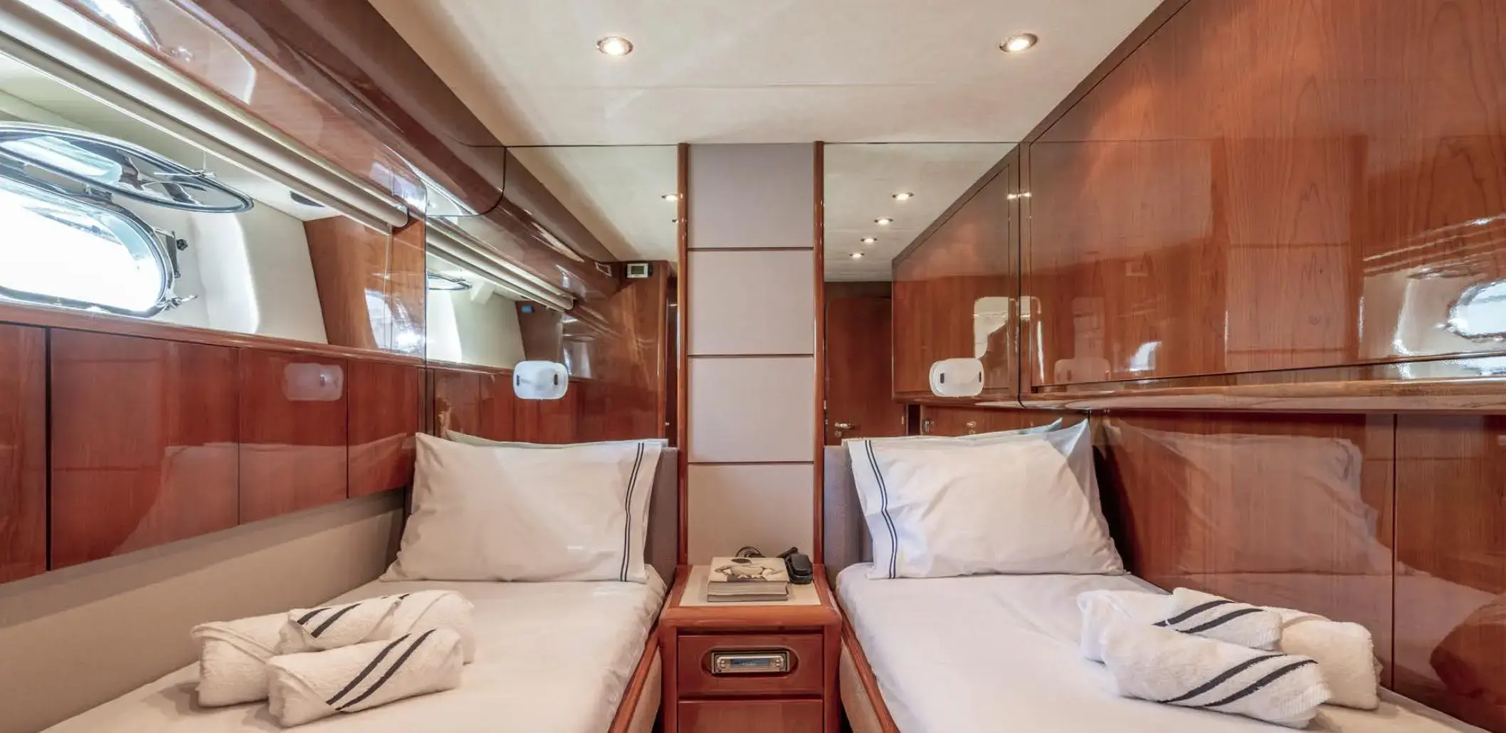 Thumbnail von Falcon 86 1660