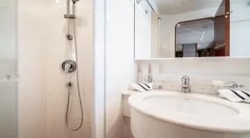 Thumbnail von Falcon 86 1660