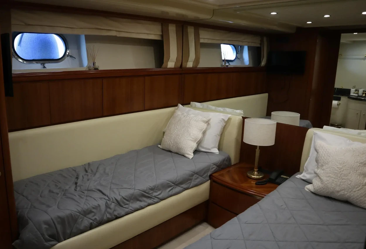 Thumbnail von Falcon 92 1593