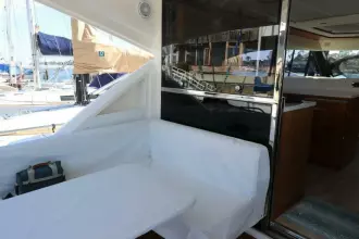 Thumbnail von Riviera 6000 Sport Yacht